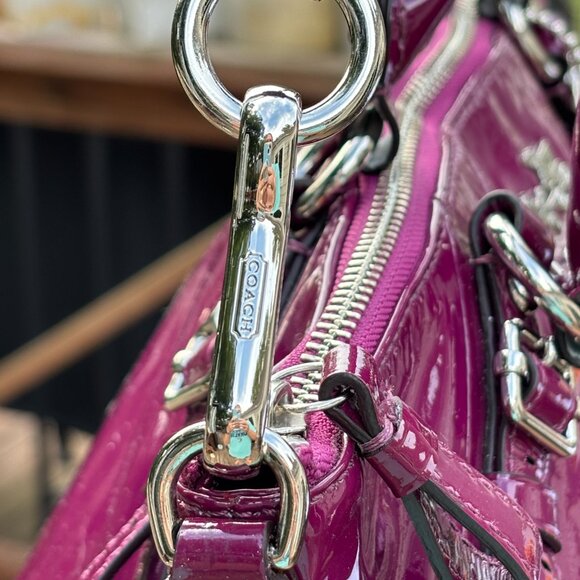 Coach Burgundy Patent Leather Handbag/Shoulder Bag #15921 - Picture 3 of 10